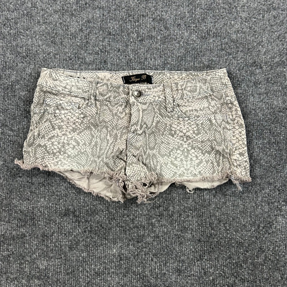 Klique B Shorts Womens Size XS Gray Snakeskin Print Raw Hem Low Rise Stretch